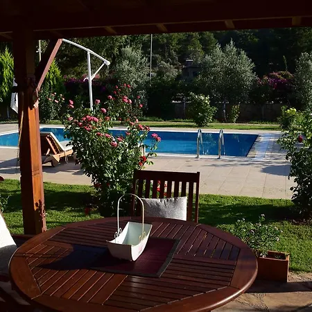 Villa Casa Feronia Stone House