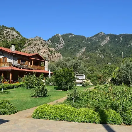 Villa Casa Feronia Stone House
