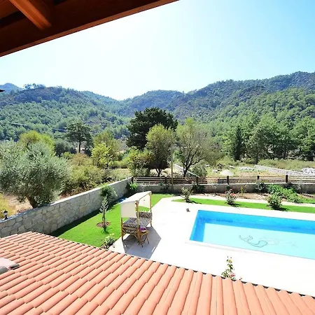 Villa Casa Feronia Stone House *
