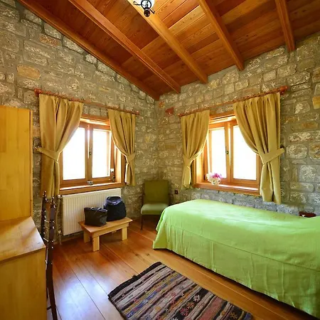 Villa Casa Feronia Stone House